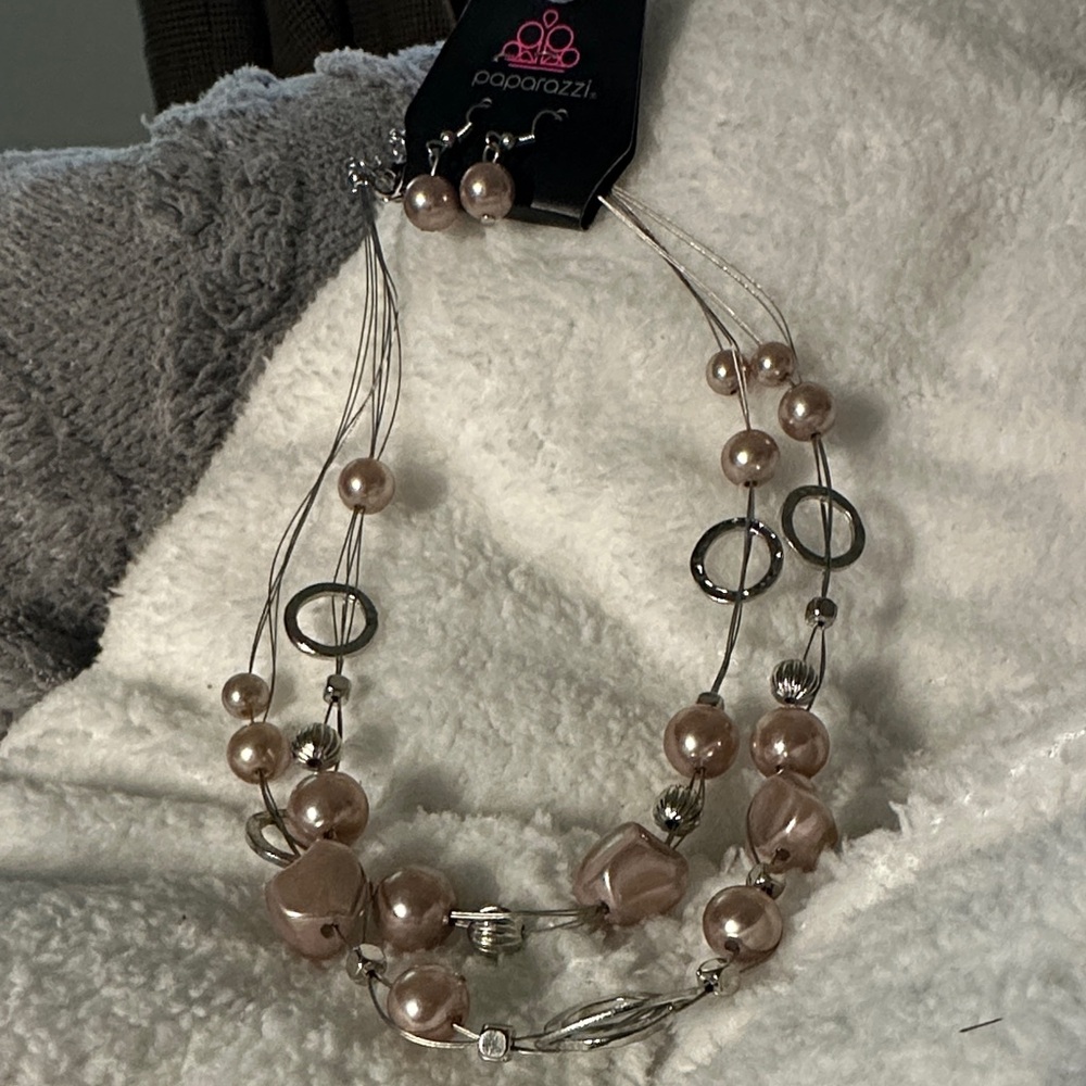 Paparazzi Elegant Silver and Pink Beaded Necklace